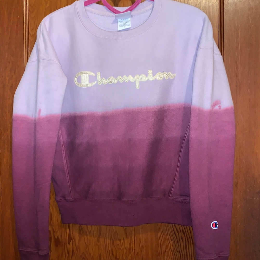 Women’s champion sweatshirt size XS